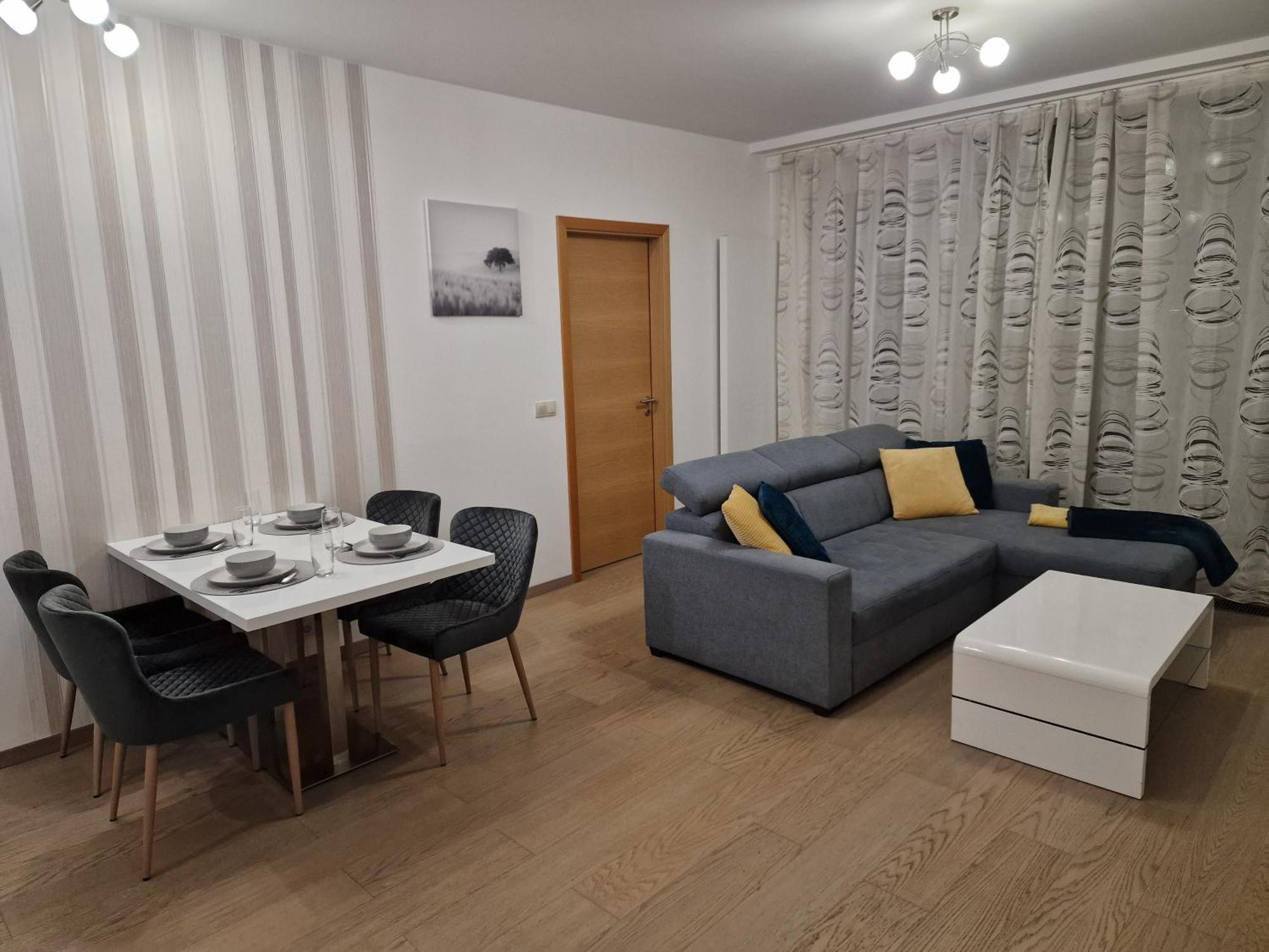 Stylish Panorama City Family Suite Bratislava Bagian luar foto